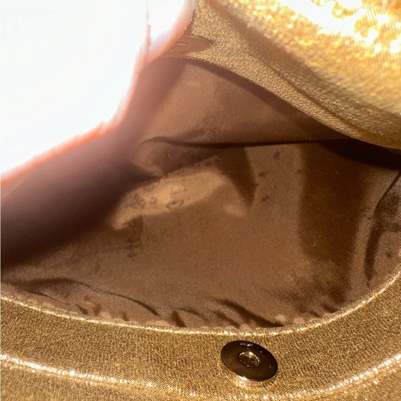 Love Moschino Metallic Gold Shoulder Bag RARE Perfect for a Wedding Party - Picture 6 of 15